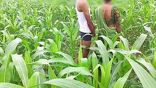 Bhabhi Ko Devar Ka Kala Mota Lund Aaya Lisand, Corn Field Me Bhabhi Ki Chudai Outdoor Hindi Audio