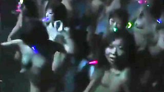 japanese naked girls dance on the stage