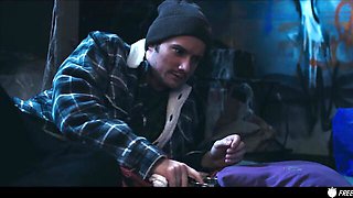 Hd smut with marvelous Sam Bourne and Clemence Audiard from Freeze