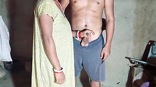 Indian desi Big hooters bhabhi gives blowjob , Indian big butt bhabhi ride big Cock