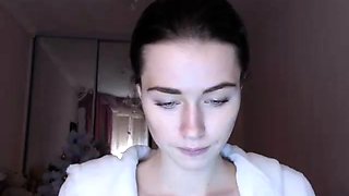 Amateur Webcam Teen Masturbates And Teases