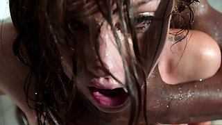 Leah Winters Gets Her Asshole Worked