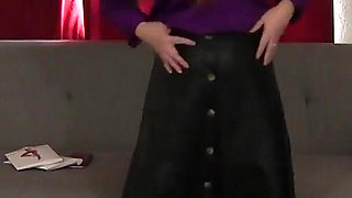 Pantyhose Salesman Footjob