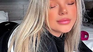 Big boobs teen masturbates hd blonde first