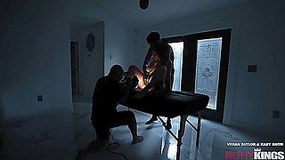 Vivian Taylor - Bringing Big Tits And Ass For A Massage Bts