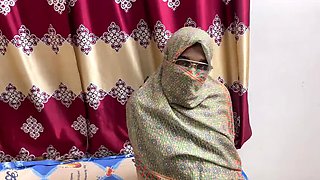 Bangladeshi Beauty Gets Hardcore Anal and Blowjob in 4K