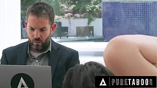 Victoria Voxxx Cheating Wife Gets Creampie While Humiliated Cuckold Watches