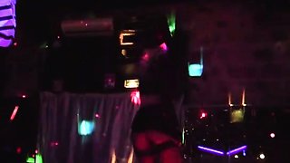 elisa-dreams - Erotic Show And Gangbang In A Swingers C