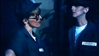 Real amateur babe outdoors getting hot outdoors in hd