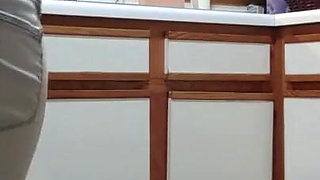 Buttcrack reveal unloading dishwasher