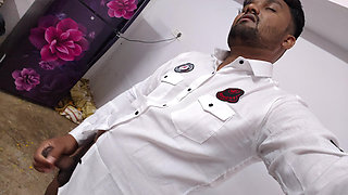 Her Stepbrother Was Masturbating, Bhabhi Saw the Boy and Bhabhi Was Shaking Her Stepbrother's Penis with Pleasure