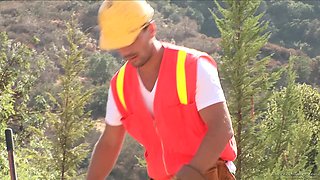 Manuel Ferrara's Gigolo Passion Turns Into Wild Heat