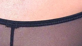 Slutty amateur flashing her big boobs in the backseat