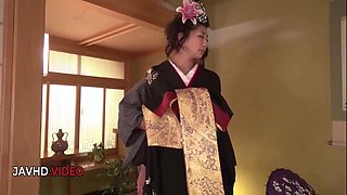 Asian Gives Kinky Blowjob With Intense Passion And Desire With Shiratori Yuna And Yuna Shiratori