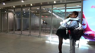 Olivia Ryder Blonde Blowjob Brunette Car Handjob