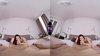 Teen Sirena's tiny titties bouncing in VR HD