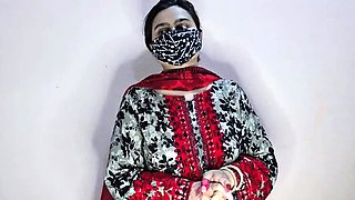 Hot Desi Bhabhi Fucked Hard in Public - Urdu Audio - Sairaxsaim