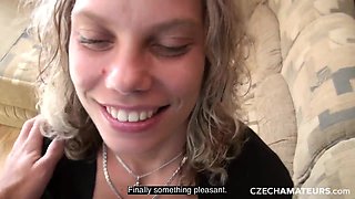 Czech Amateur Sex 3 Amateur Sex wants the Knob