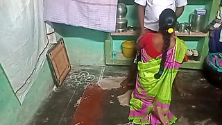 Desi Aunty Home Cleaning Sex With His House Owner