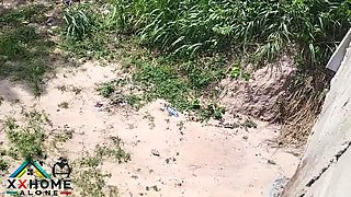 Ghetto Barbie Needs BBC Fix - Horny Outdoor Blowjob & Doggy Style