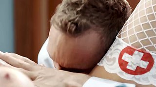 Older Woman Alexis Fawx Receives Creampie Deep Inside Her