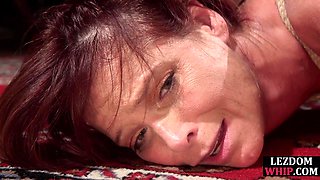 Hardtied cougar get fisted by domina