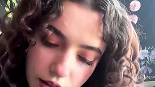 Flexible pale brunette with foot fetish does hot footjob
