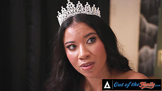 OUT OF THE FAMILY - Ameena Green Gets Face Fucked By In-Law To Forget Family Drama