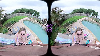 Kori stunning skinny amateur blonde girl outdoor posing