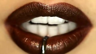 Blondie Alanah Rae Ravaging In The Bed With Her Boobs