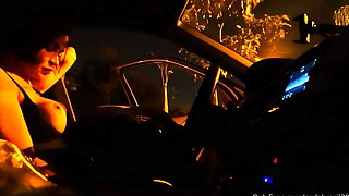 Slutty amateur flashing her big boobs in the backseat