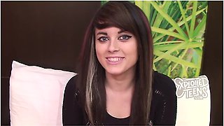 Cute And Very Petite Russia Teen Stars In This Amateur Video With Oxuanna Envy
