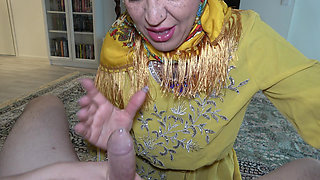 Homemade Sex with Big Ass Muslim Arab Stepmom in Hijab