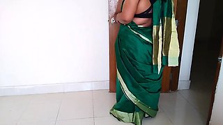 Green Saree Big Boobs Hot 18y Old Girl Want To Fucked Her Boyfriend - Indian Local Sex (hindi Audio)