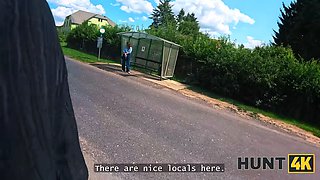 Hunt4k. red haired babe was really innocent to screw while gf was seeing